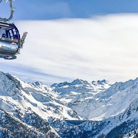 Cerisiers Hrez By Interhome